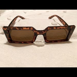 Tortoise Rectangle Sunglasses